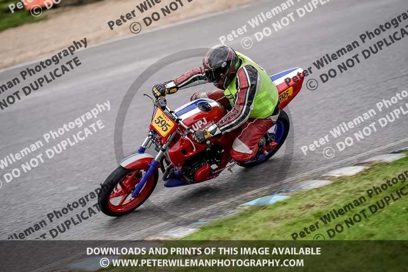 enduro digital images;event digital images;eventdigitalimages;lydden hill;lydden no limits trackday;lydden photographs;lydden trackday photographs;no limits trackdays;peter wileman photography;racing digital images;trackday digital images;trackday photos